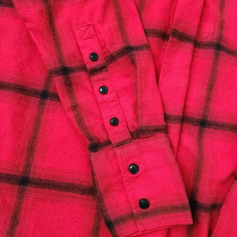 Banana Republic Mens Red Black‎ Plaid Flannel Button Up Shirt Size S